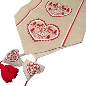 Deco Scandinavian Reindeer Heart Table Runner 40x150cm Chalet Cotton Tassels NEW